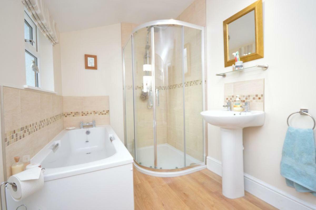 Deerness, 4Star Gold Award 2024, Whitby Villa Exterior foto